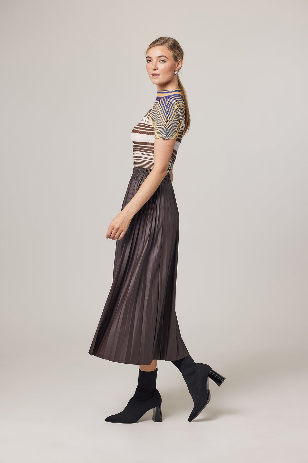 Nadia Stripe and Check 3D Honeycomb Top