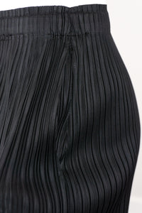 (Back in Stock) Miuna Wave Plissé Maxi Skirt