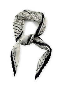 Kori Plissé Petit Scarf