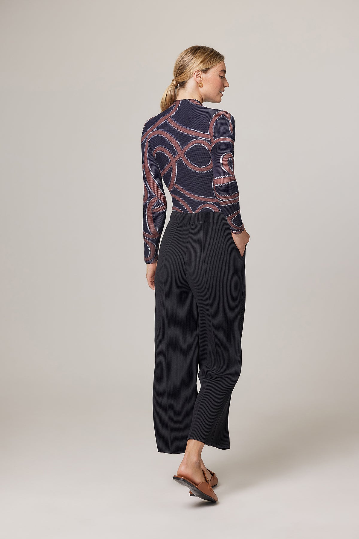 Julia Pin Tuck Double Knit Plissé Casual Pant