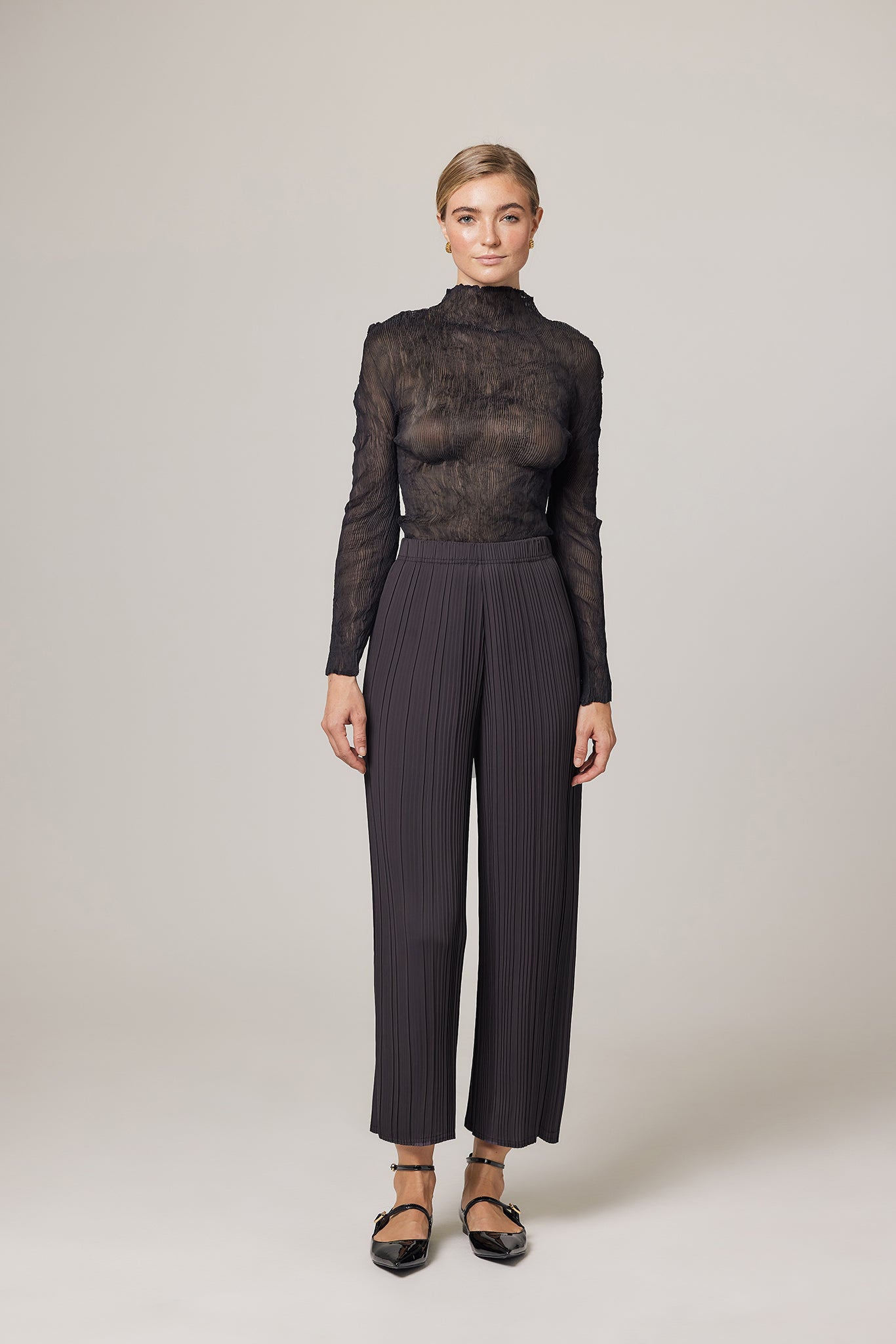 Fabric: Crinkle Sheer – Wild Cosmos