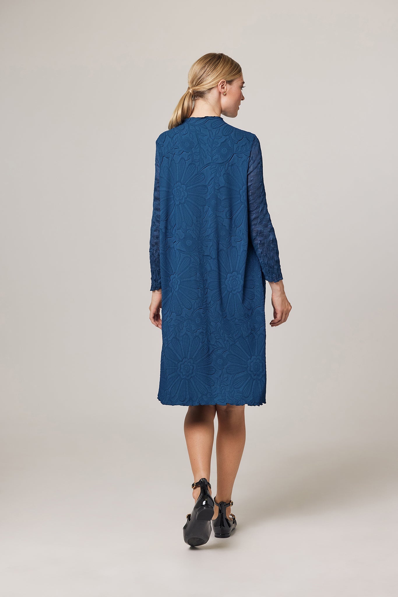 Nicole Lettuce Edge Floral Jacquard Dress – Wild Cosmos