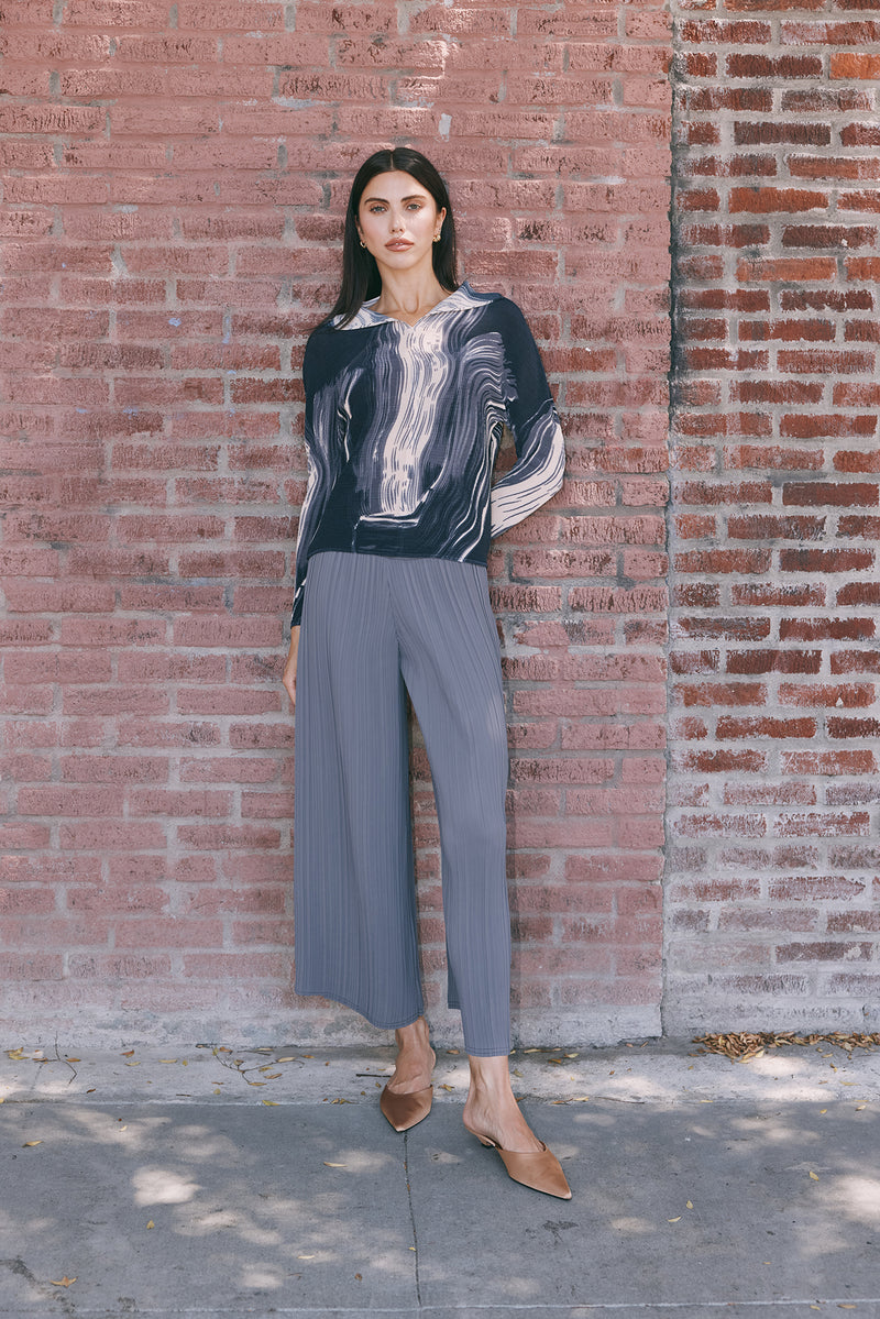 Kayla Brushstroke 3D Honeycomb Vneck Top