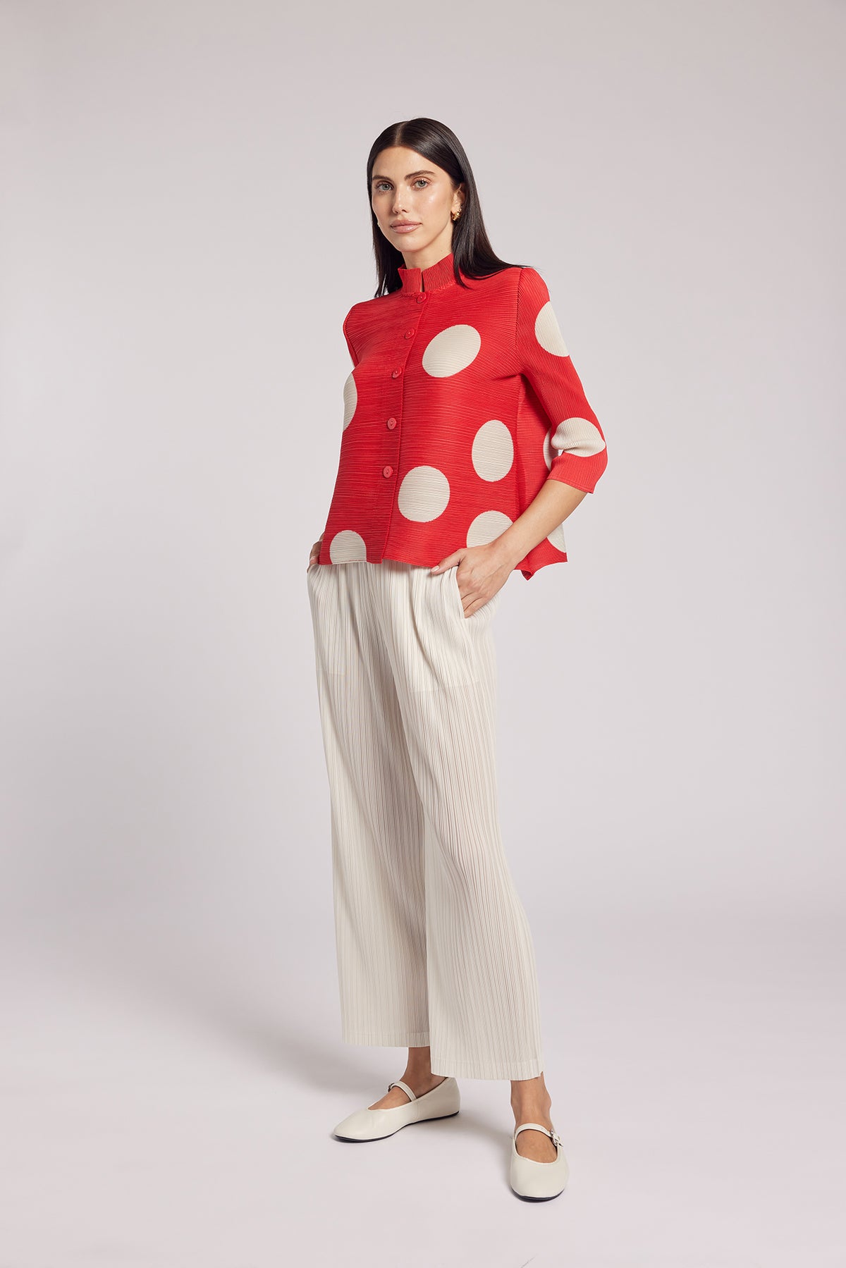 Mari Dot Mandarin Collar Crystal Pleats Shirt