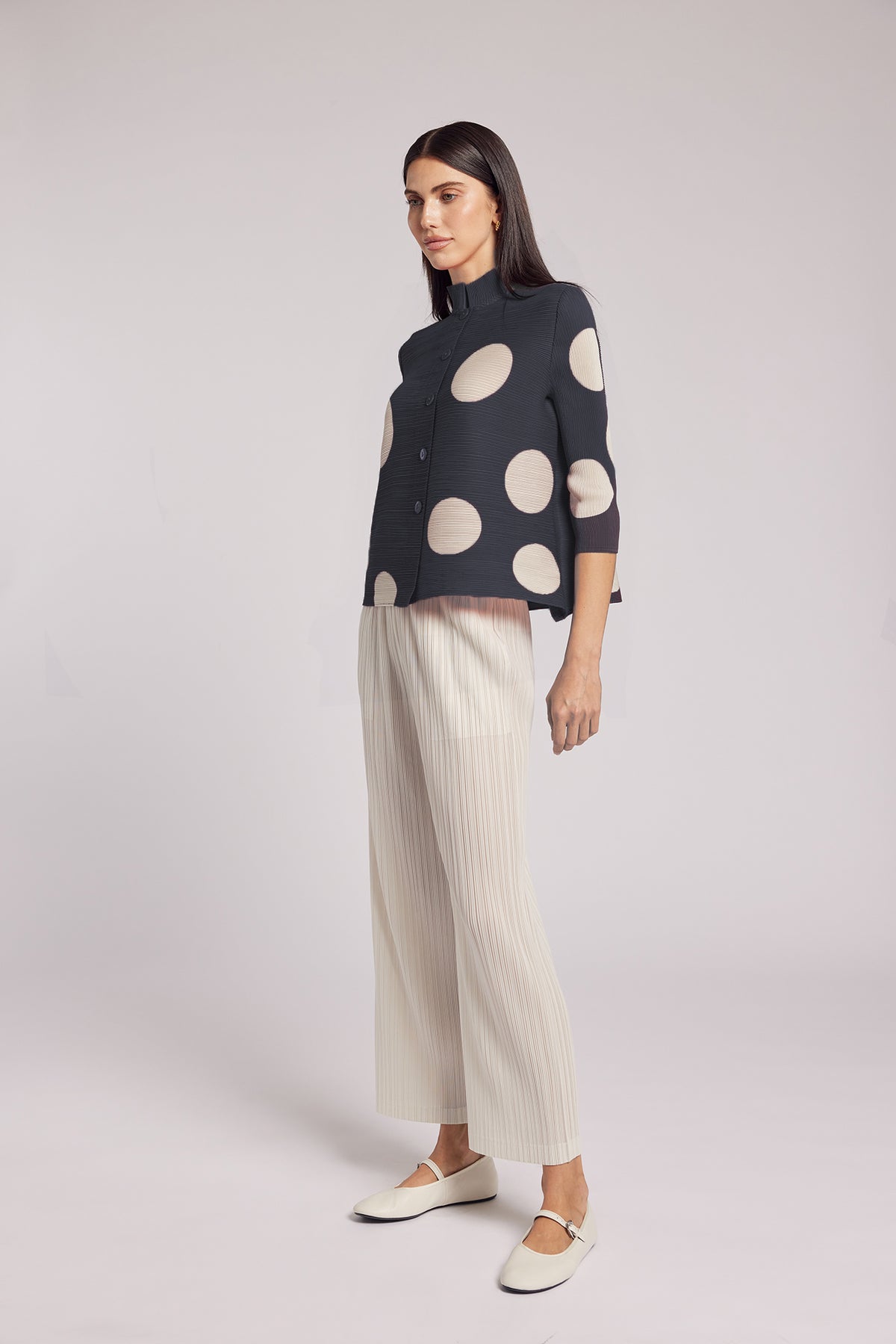 Mari Dot Print Mandarin Collar Crystal Pleats Shirt - Black