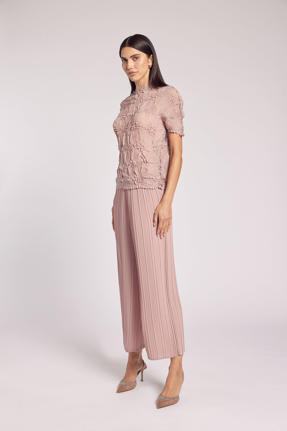 Zoe Soft Matte Plissé Wide-Leg Pant