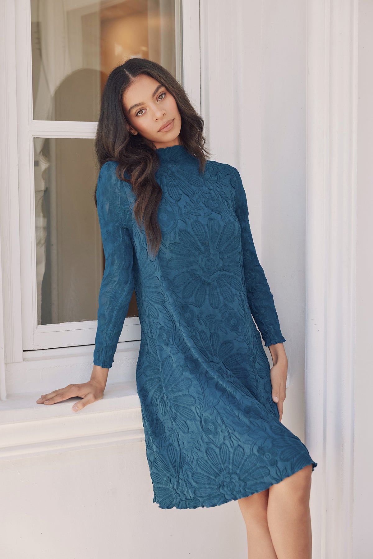 Nicole Lettuce Edge Floral Jacquard Dress – Wild Cosmos Nicole Lettuce Edge Floral Jacquard Dress – Wild Cosmos