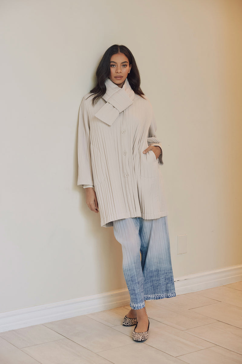 Boston Insulated Plissé Jacket with Removable Scarf