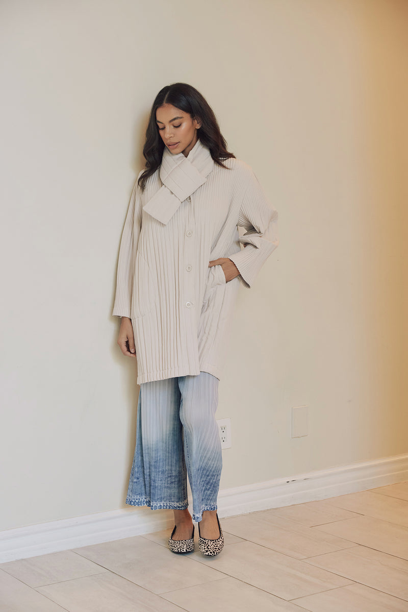 Boston Insulated Plissé Jacket with Removable Scarf