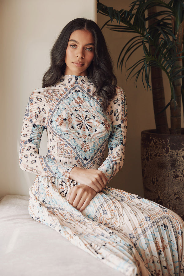 Arianna Kilim 3D Honeycomb Top