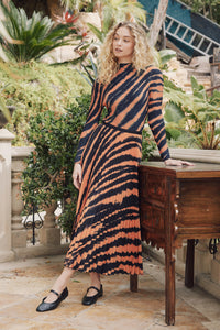 Amber Tiger Stripe 3D Honeycomb Top