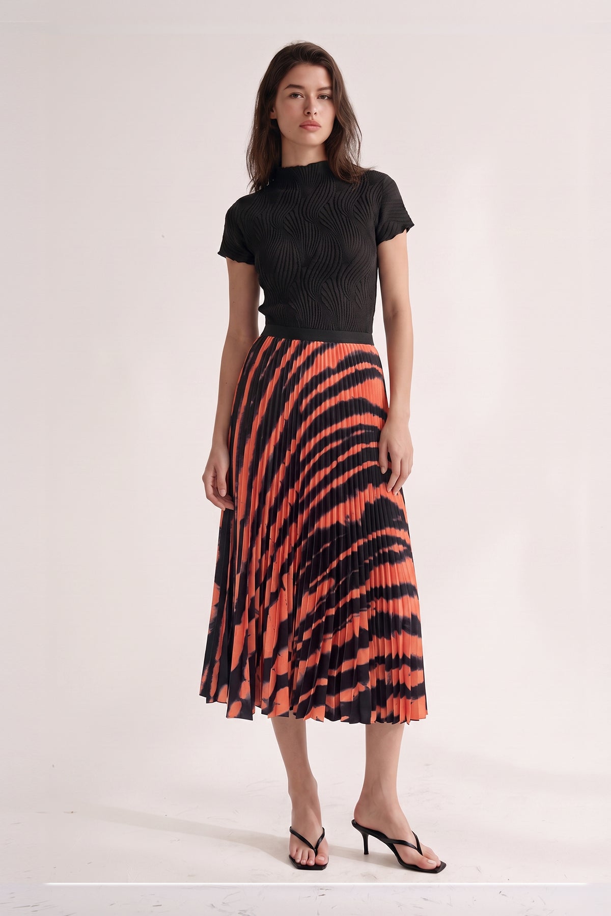 Ivy Lettuce Edge Swirl Jacquard Top