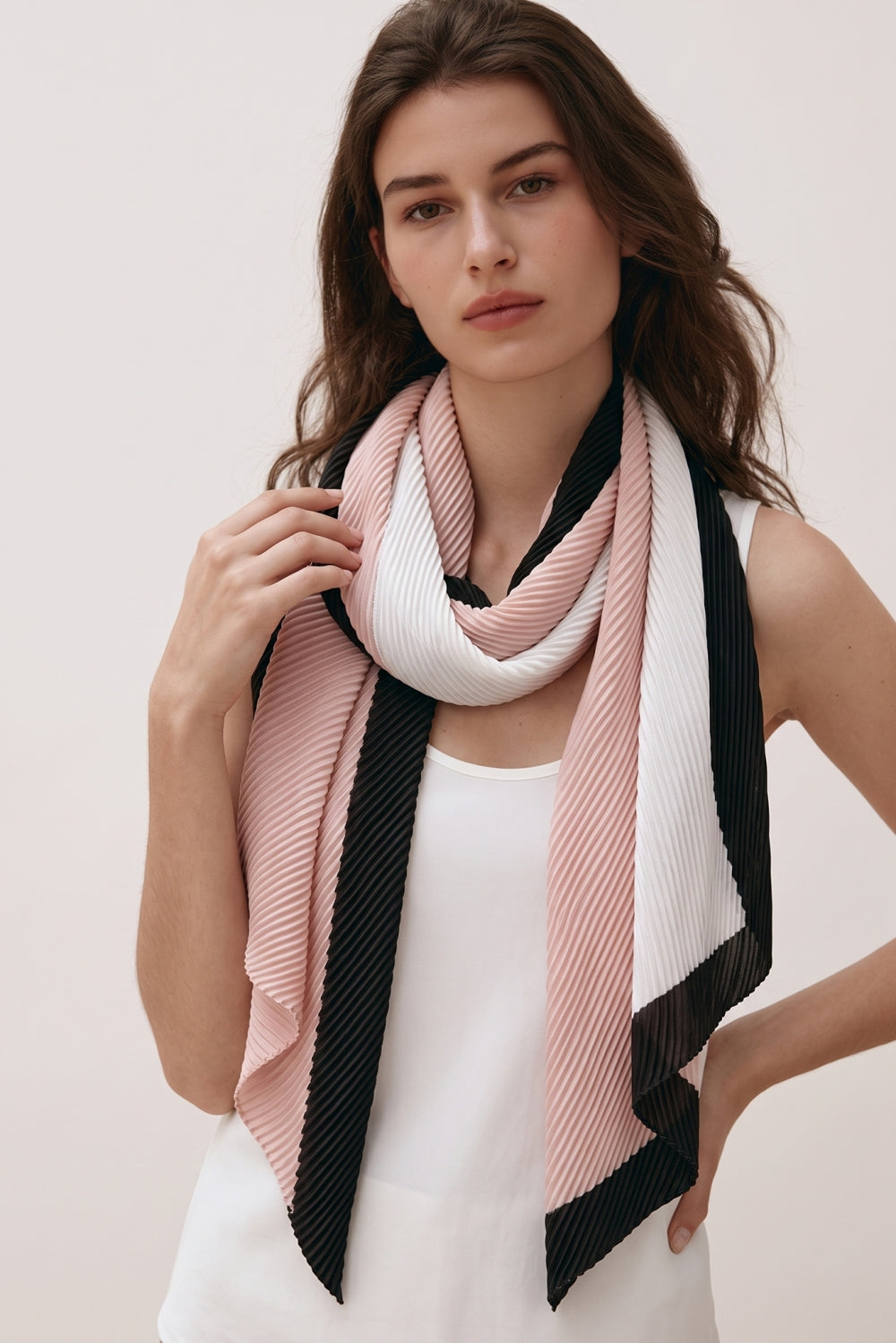 Dakota Grande Plissé Scarf
