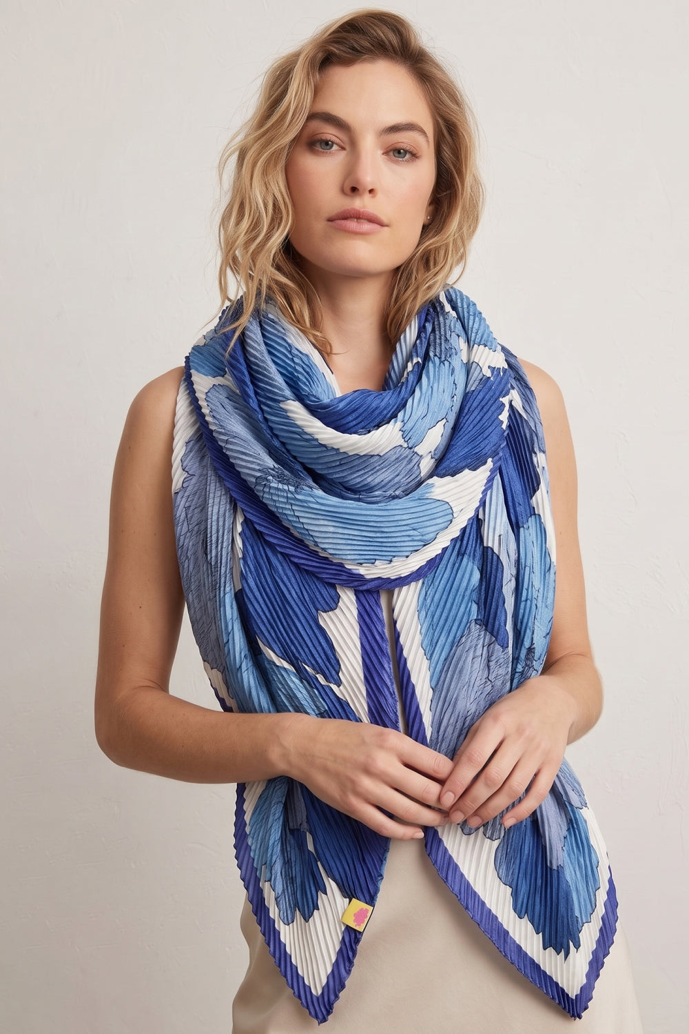 Skylar Grande Plissé Scarf