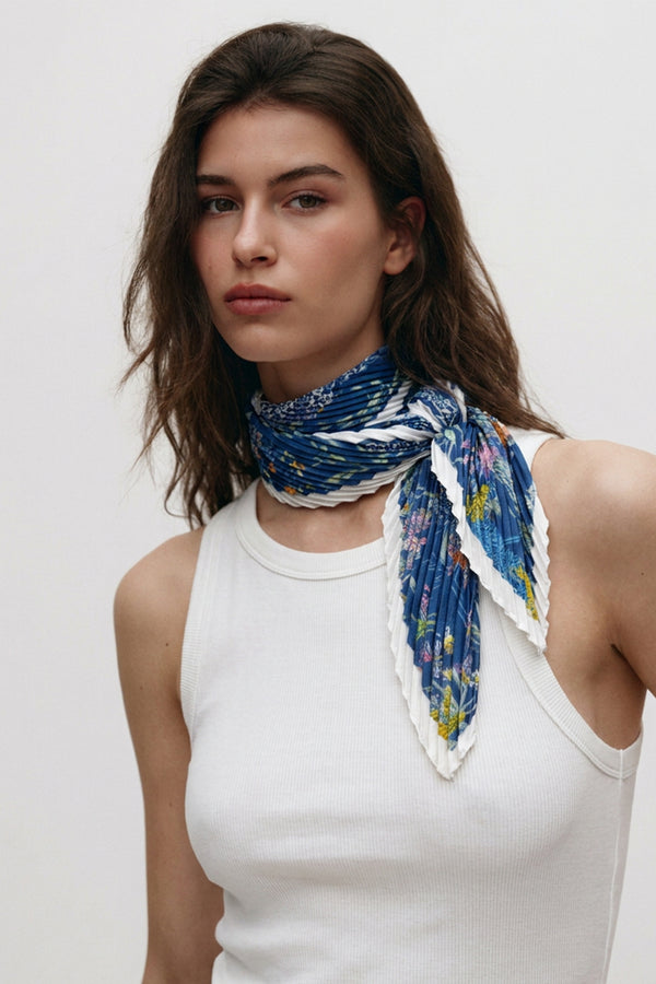 Bailey Plissé Petit Scarf
