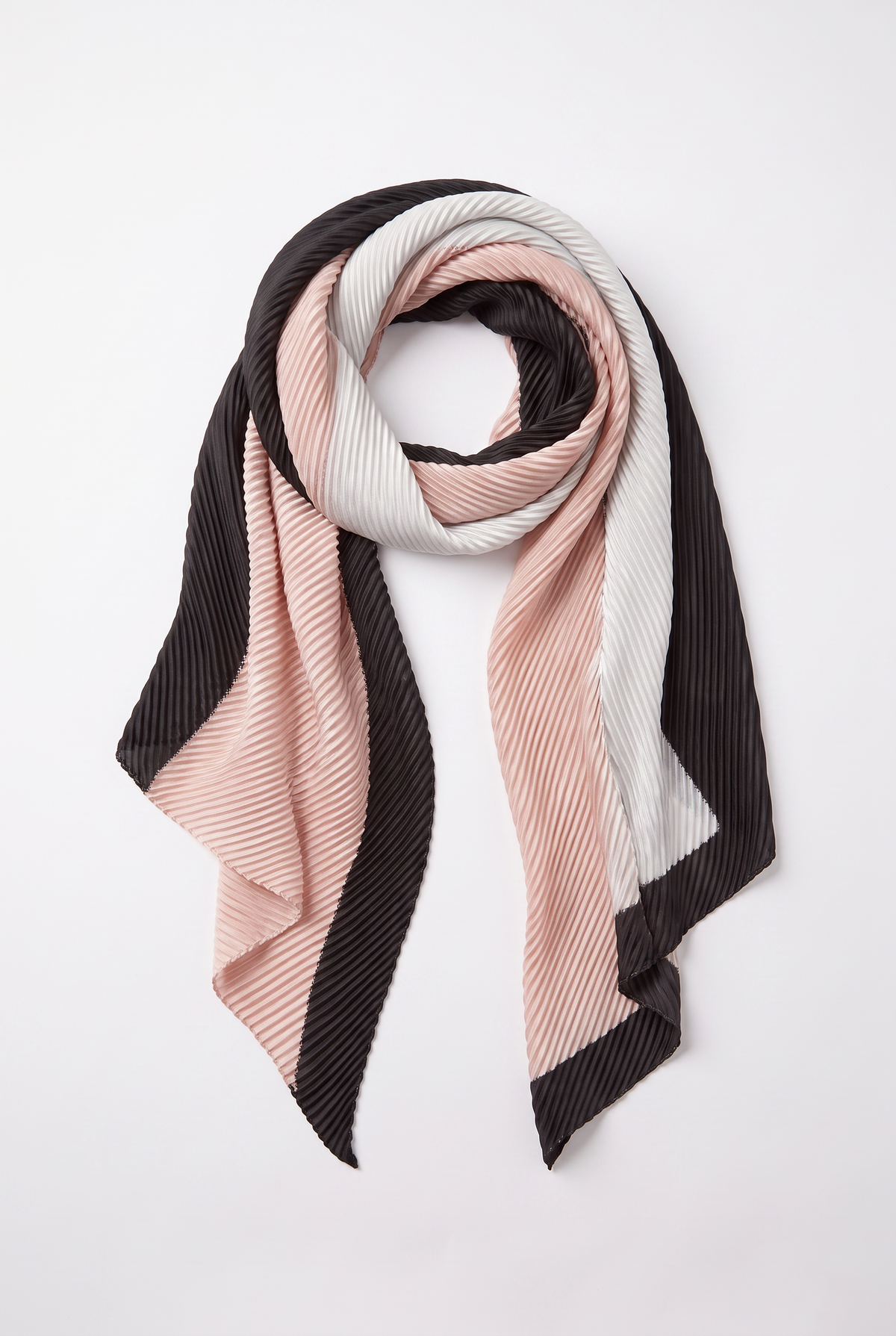 Dakota Grande Plissé Scarf
