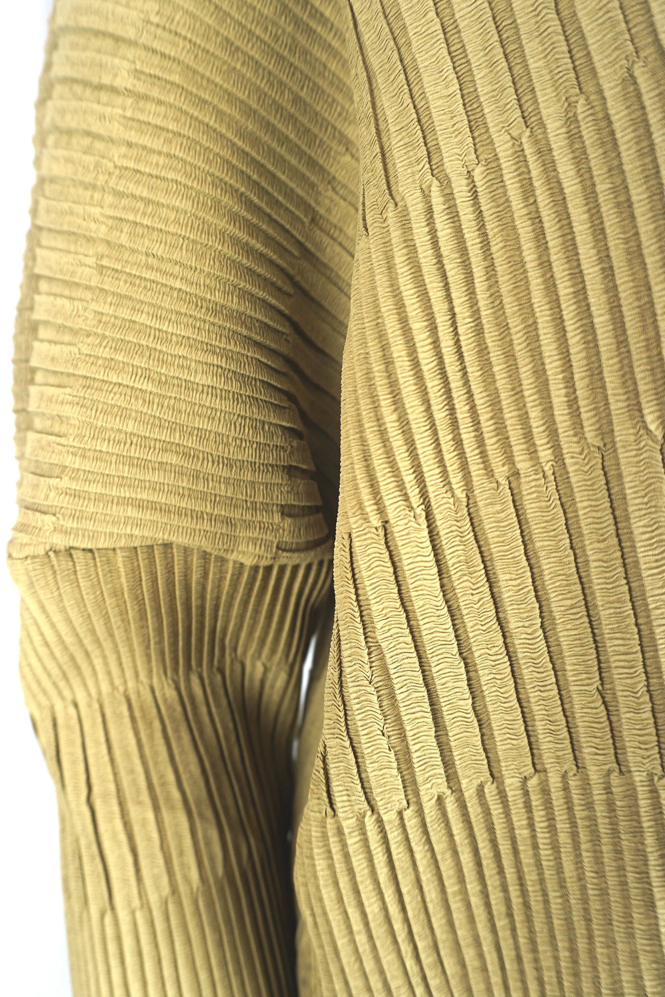 Back In Stock)Iris Lettuce Edge Stripe Jacquard Top – Wild