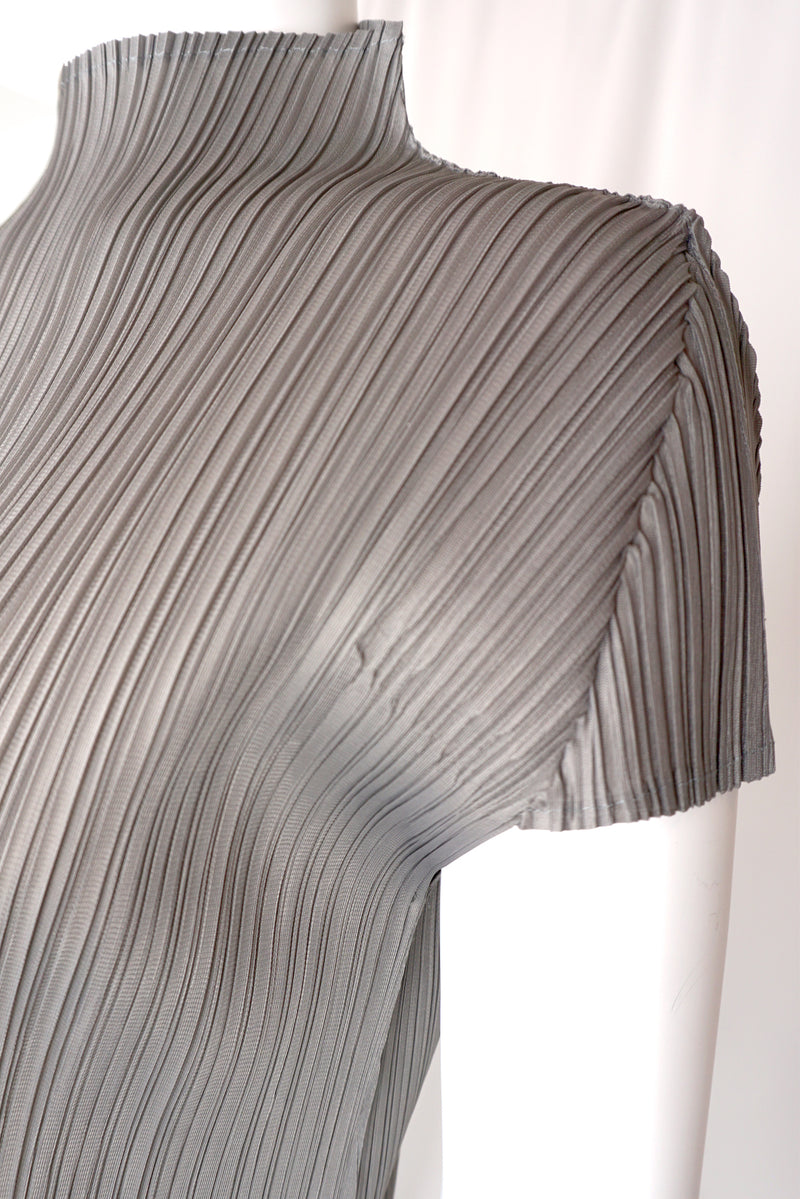 Brittny Plissé Satin Mock neck H Dress