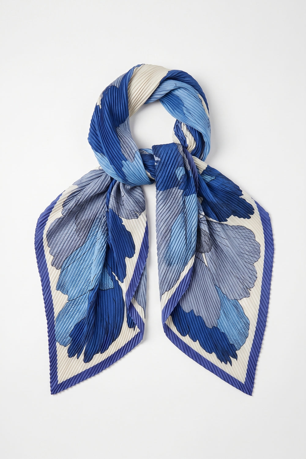 Skylar Grande Plissé Scarf