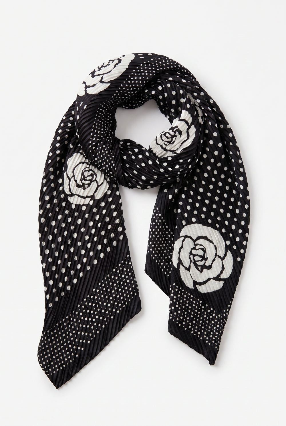 Gwen Grande Plissé Scarf