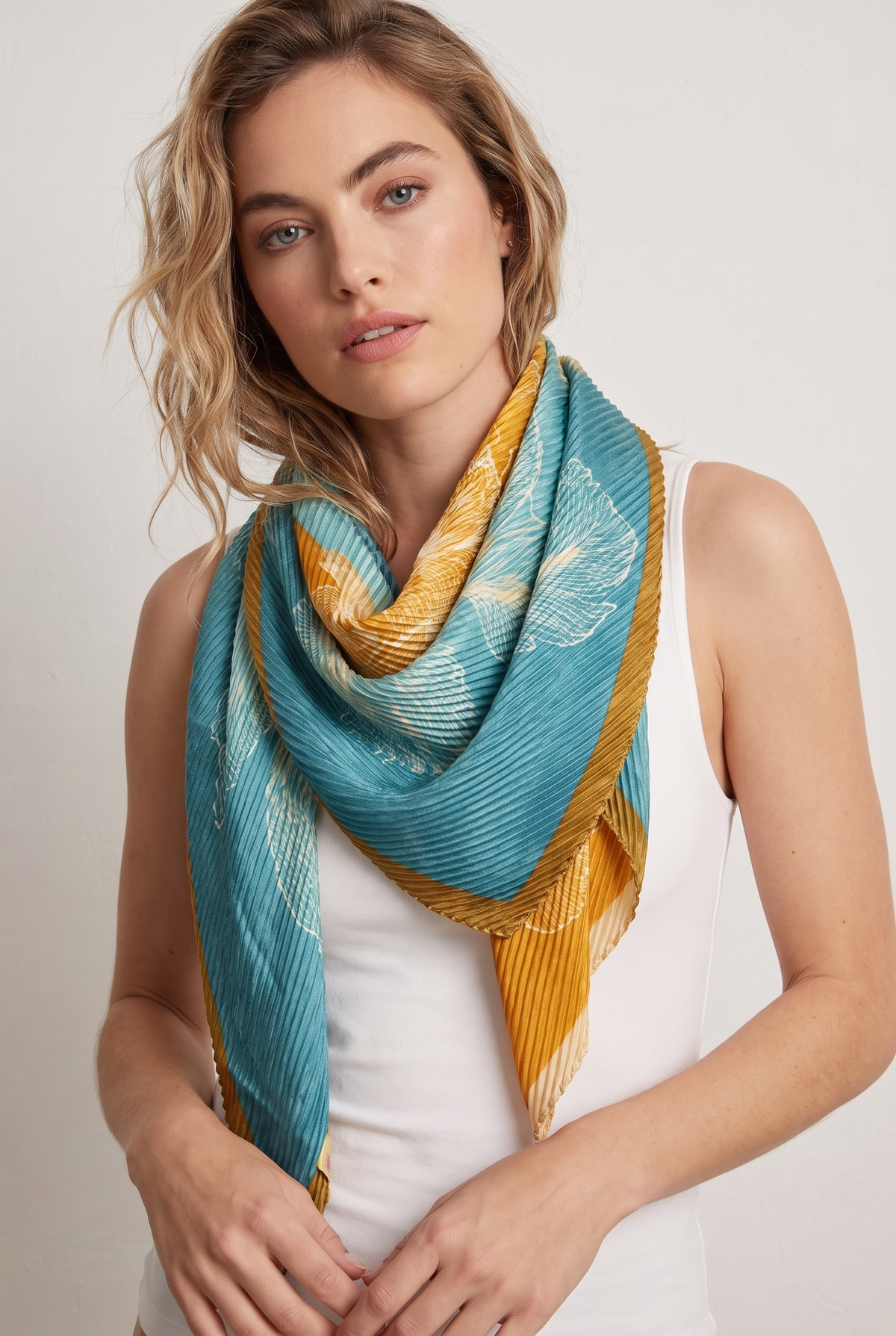 Cleo Grande Plissé Scarf