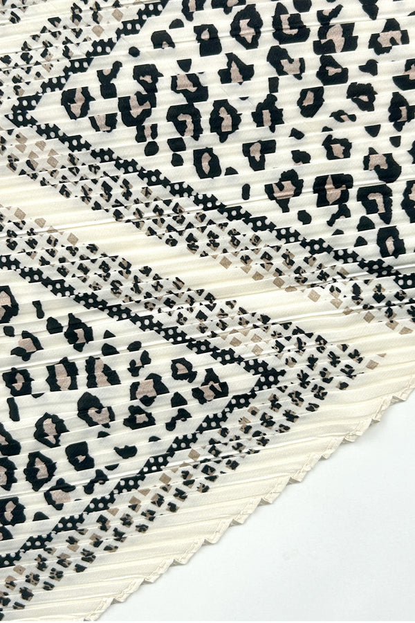 Jan Leopard Plissé Petit Scarf