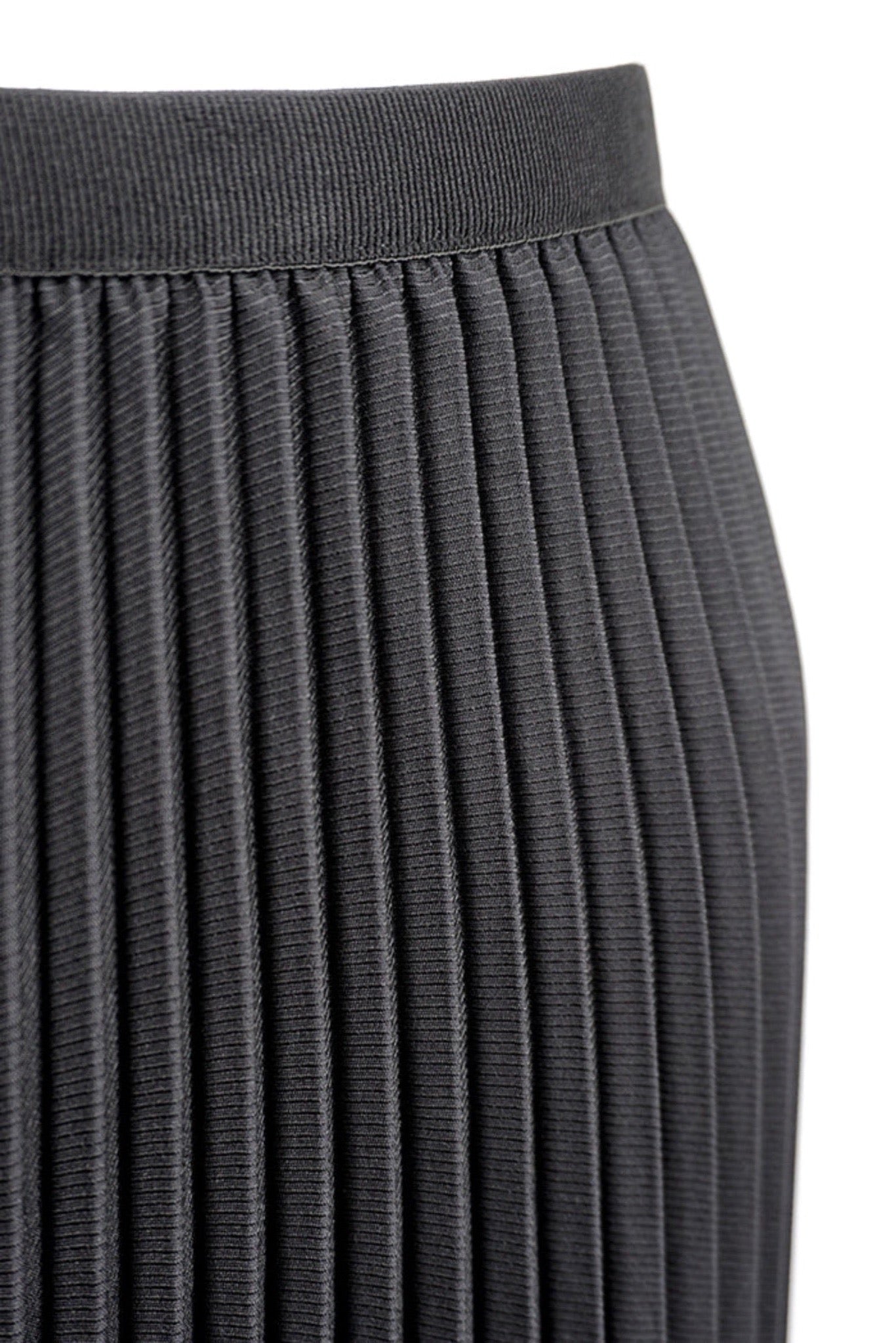 BACK IN STOCK!) Kate Ombre Pleated Skirt – Wild Cosmos