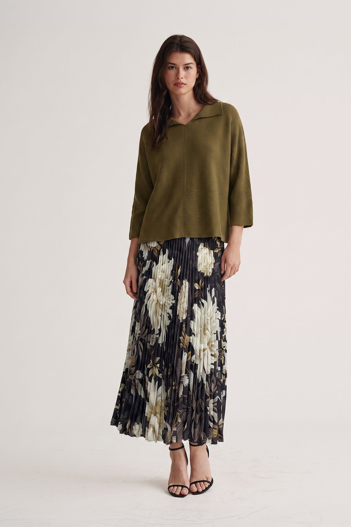 Joy V-Neck 3D Honeycomb Top - Celadon