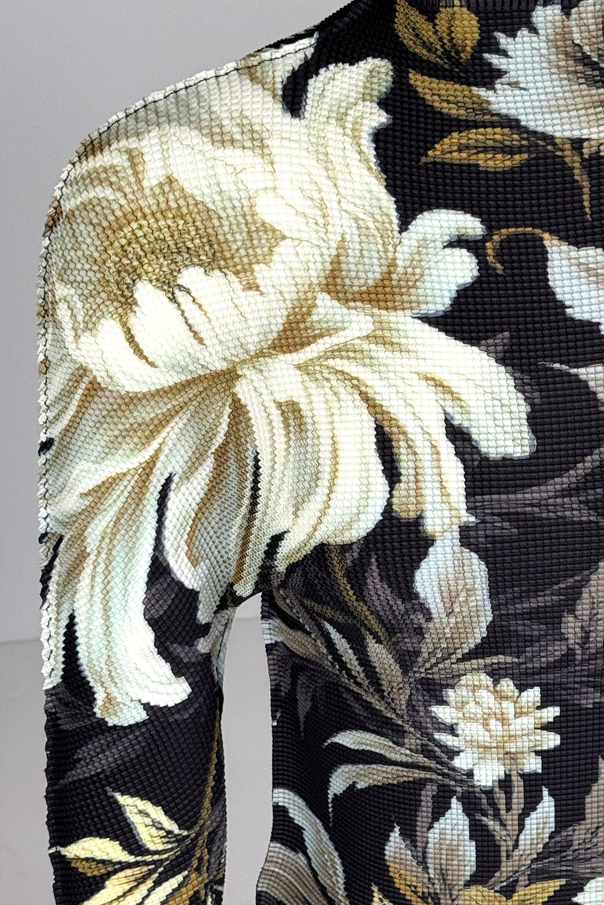 Camellia 3D Honeycomb Top