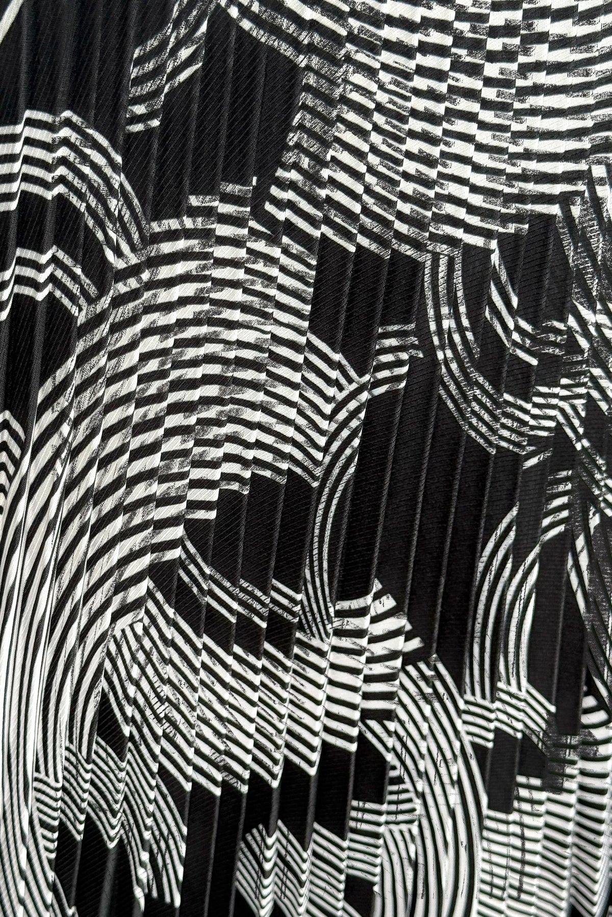 Graphic Clouds Pleated Skirt