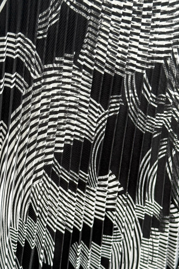 Graphic Clouds Pleated Skirt