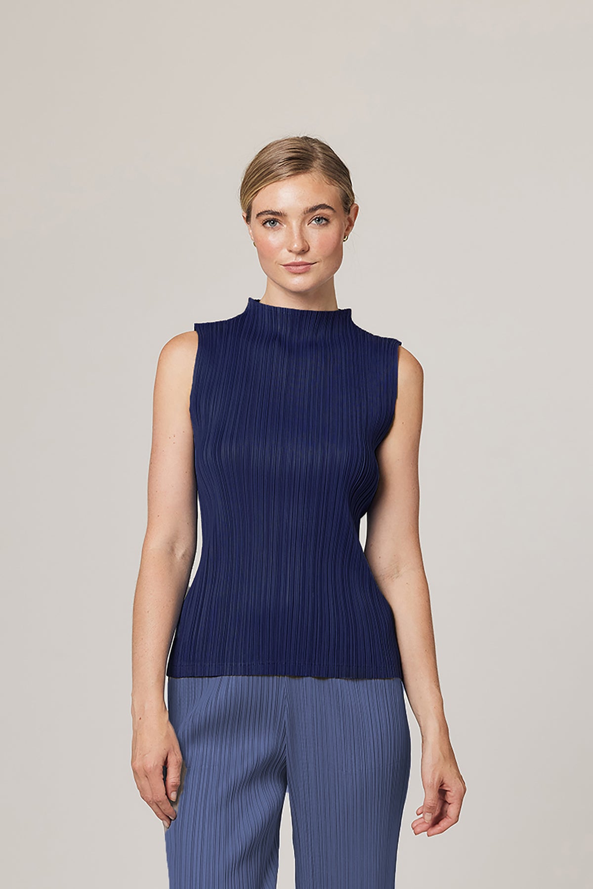 Beth Mock Neck Plissé Tank