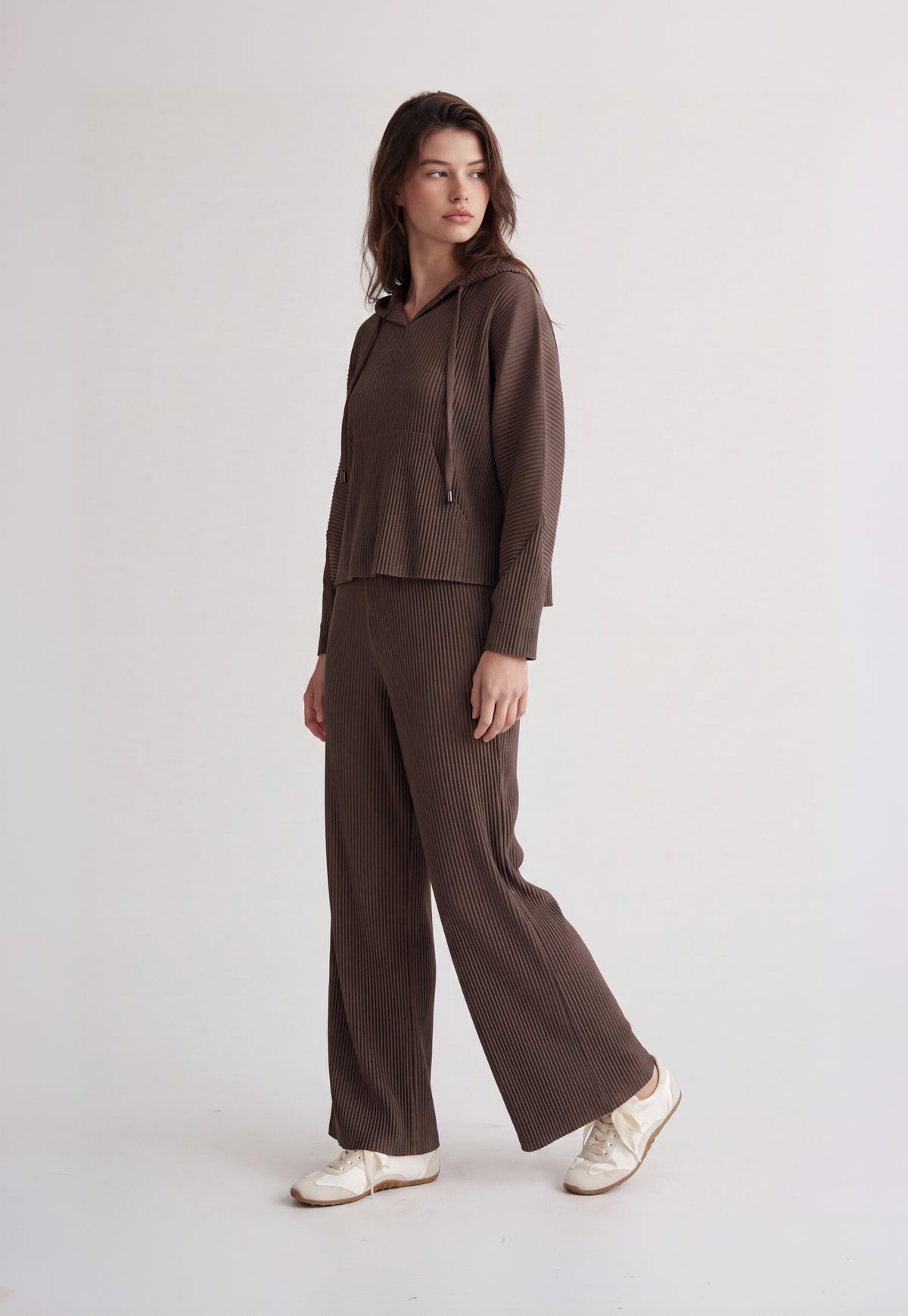 Vivian Double Knit Plissé Straight Pant - Chocolate