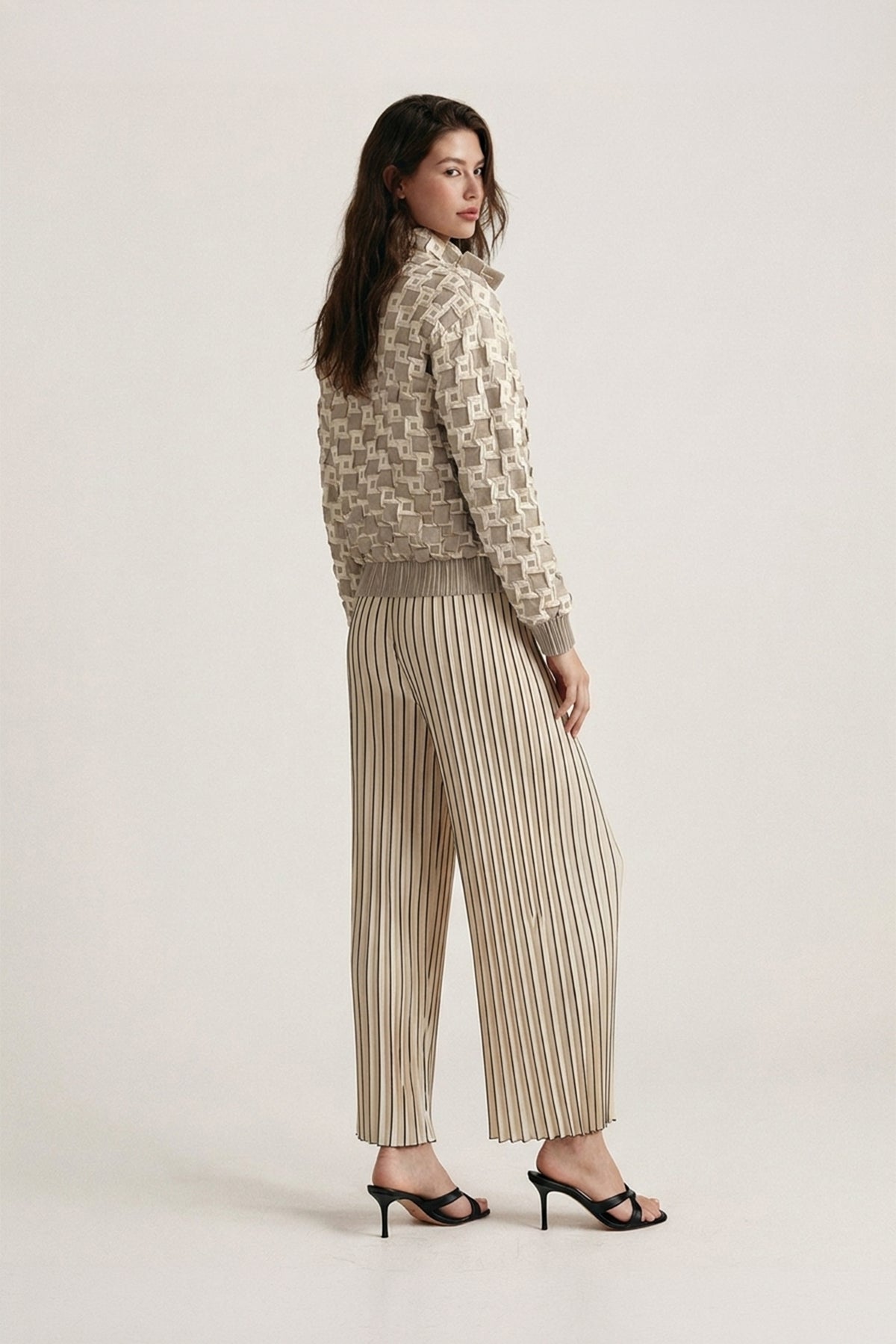 Zamora Textured Jacket